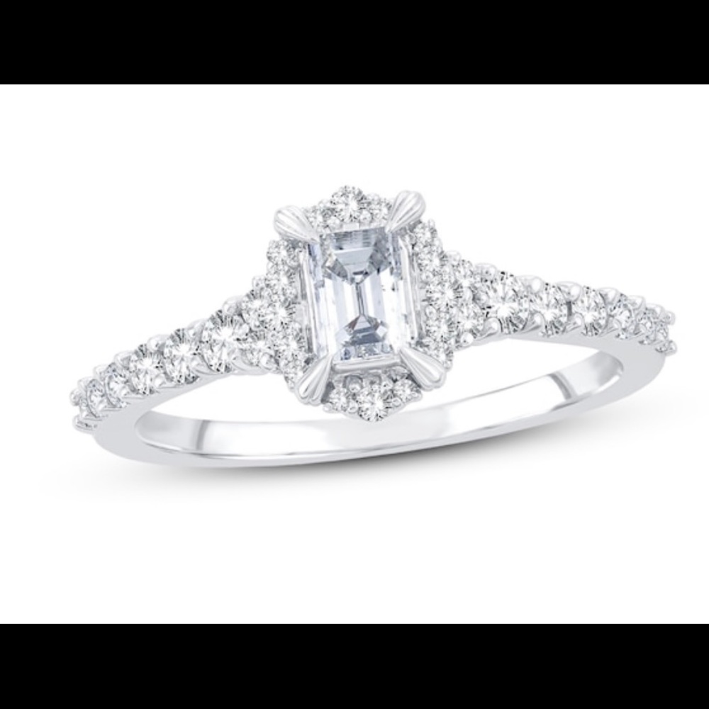 NWT emerald cut diamond ring 14k white gold